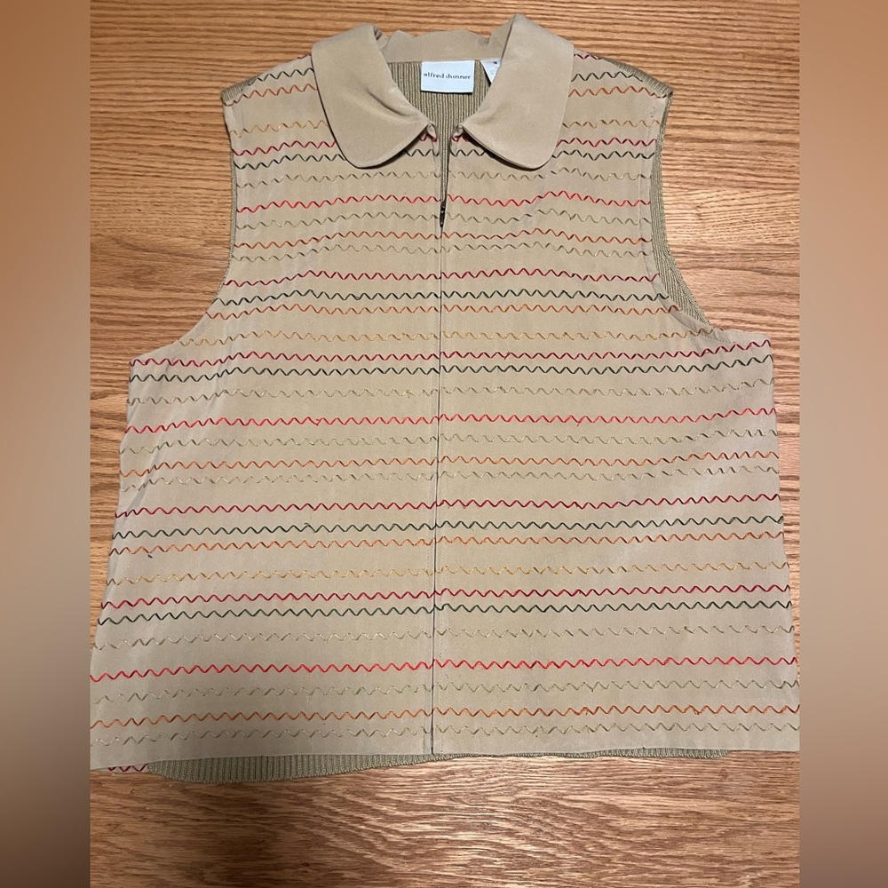 Alfred Dunner VEST Size 18 Moleskin Ribbed Beige Embroidered Zip Front Multi
